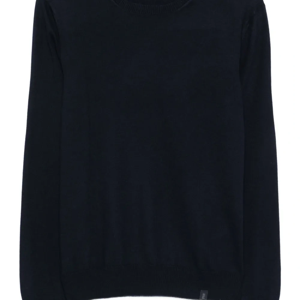 Шерстяной свитер с круглым вырезом