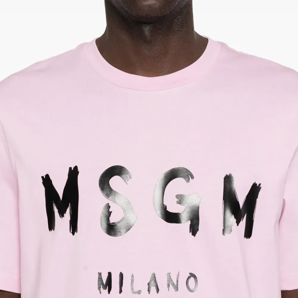 Футболка с логотипом