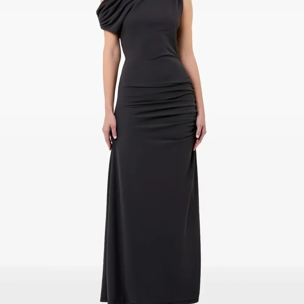 платье макси на одно плечо платье макси на одно плечо