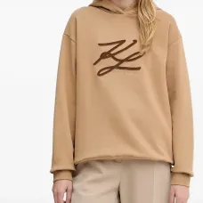 Худи с вышитым логотипом