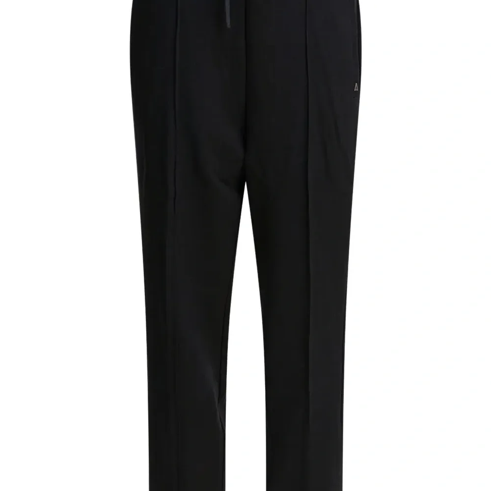 Брюки с эластичным поясом Брюки с эластичным поясом