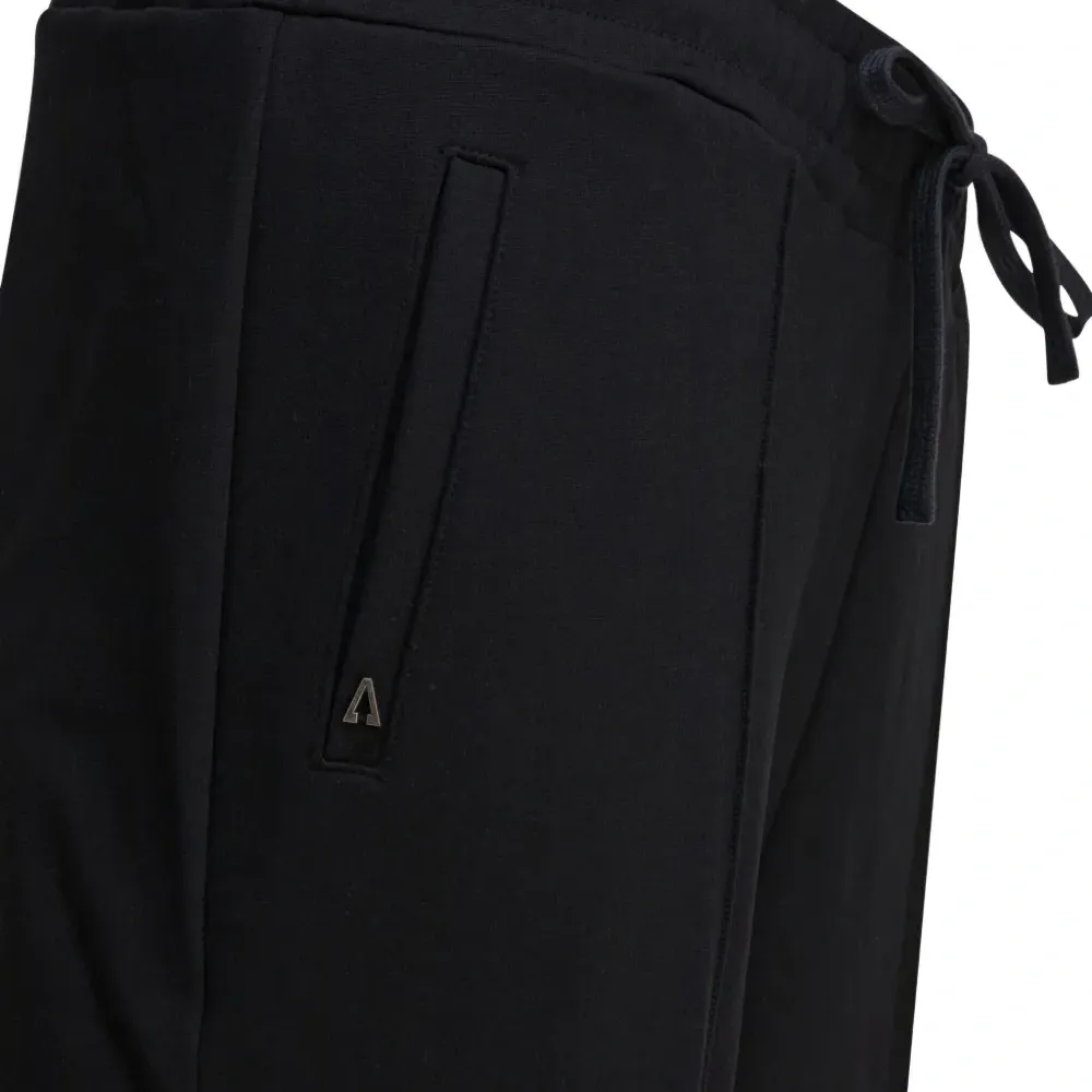 Брюки с эластичным поясом Брюки с эластичным поясом