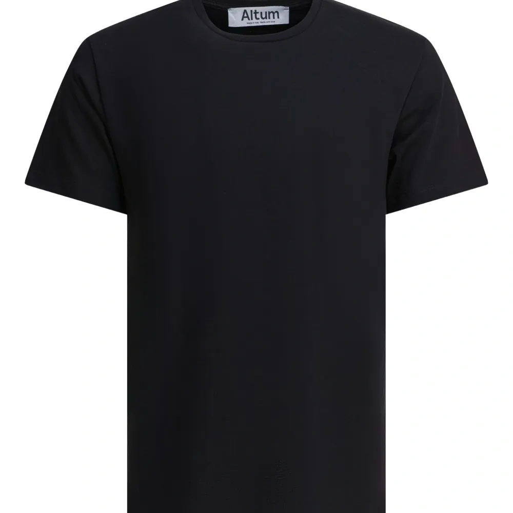 Футболка с круглым вырезом