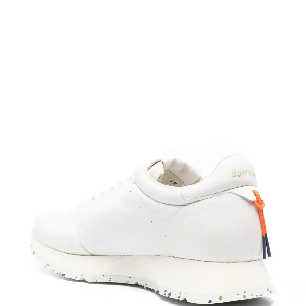 Кожаные кроссовки