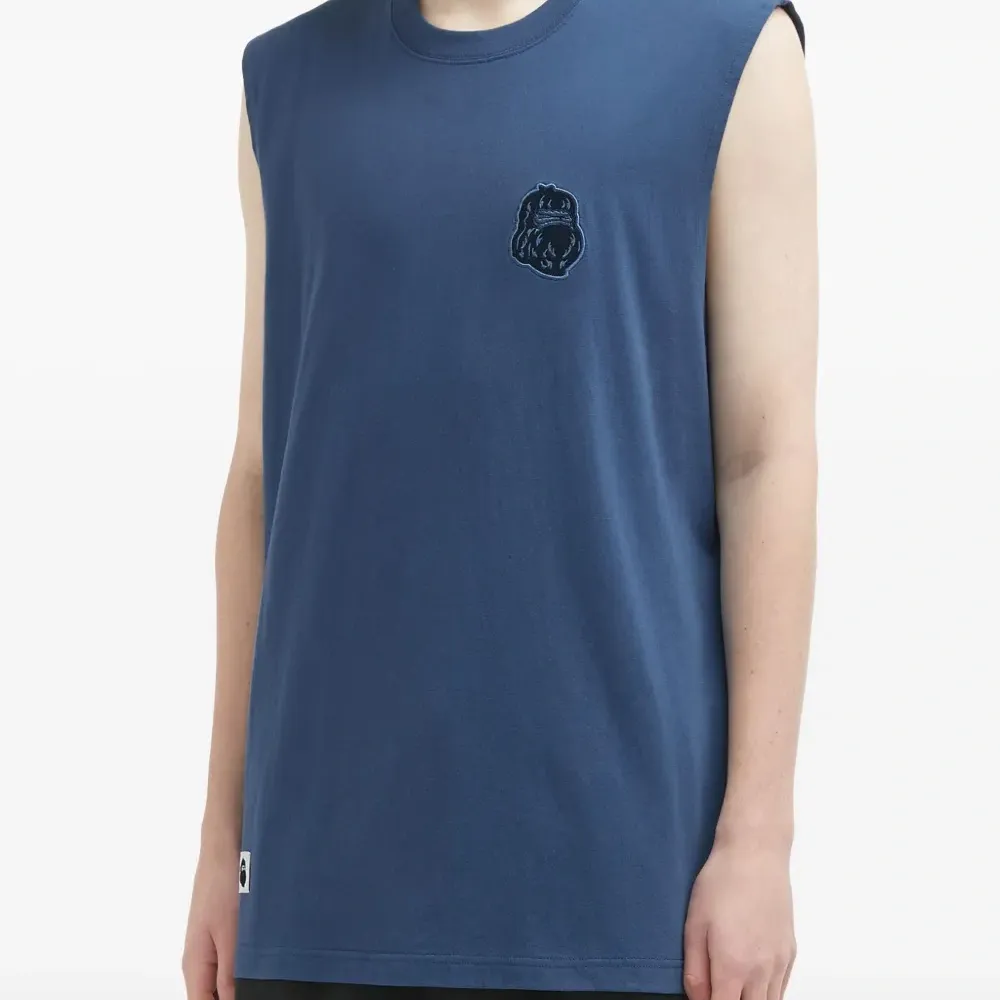 топ с вышивкой