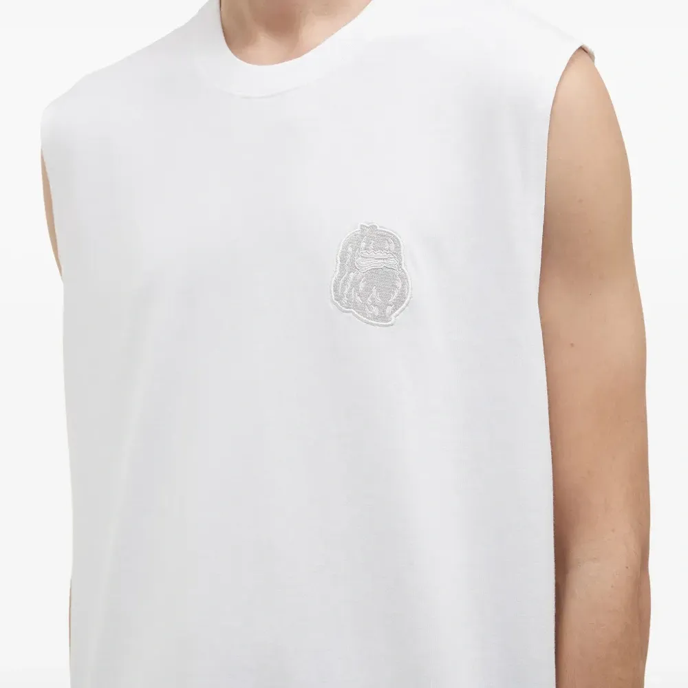 топ с вышивкой