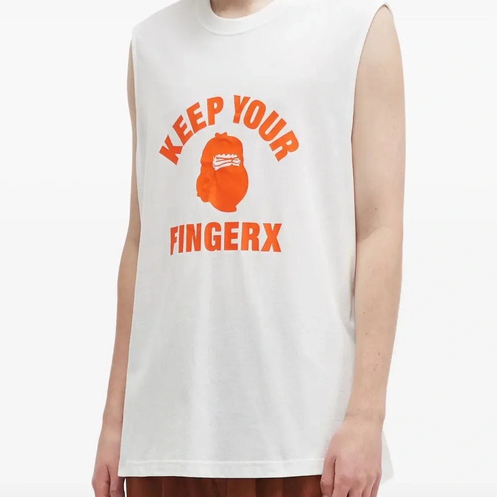 топ с графичным принтом топ с графичным принтом