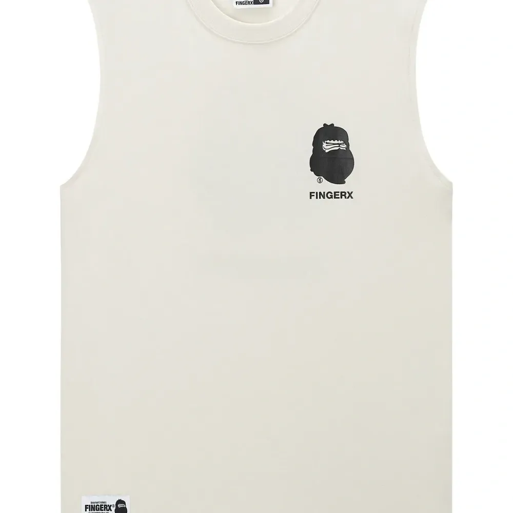 топ с графичным принтом