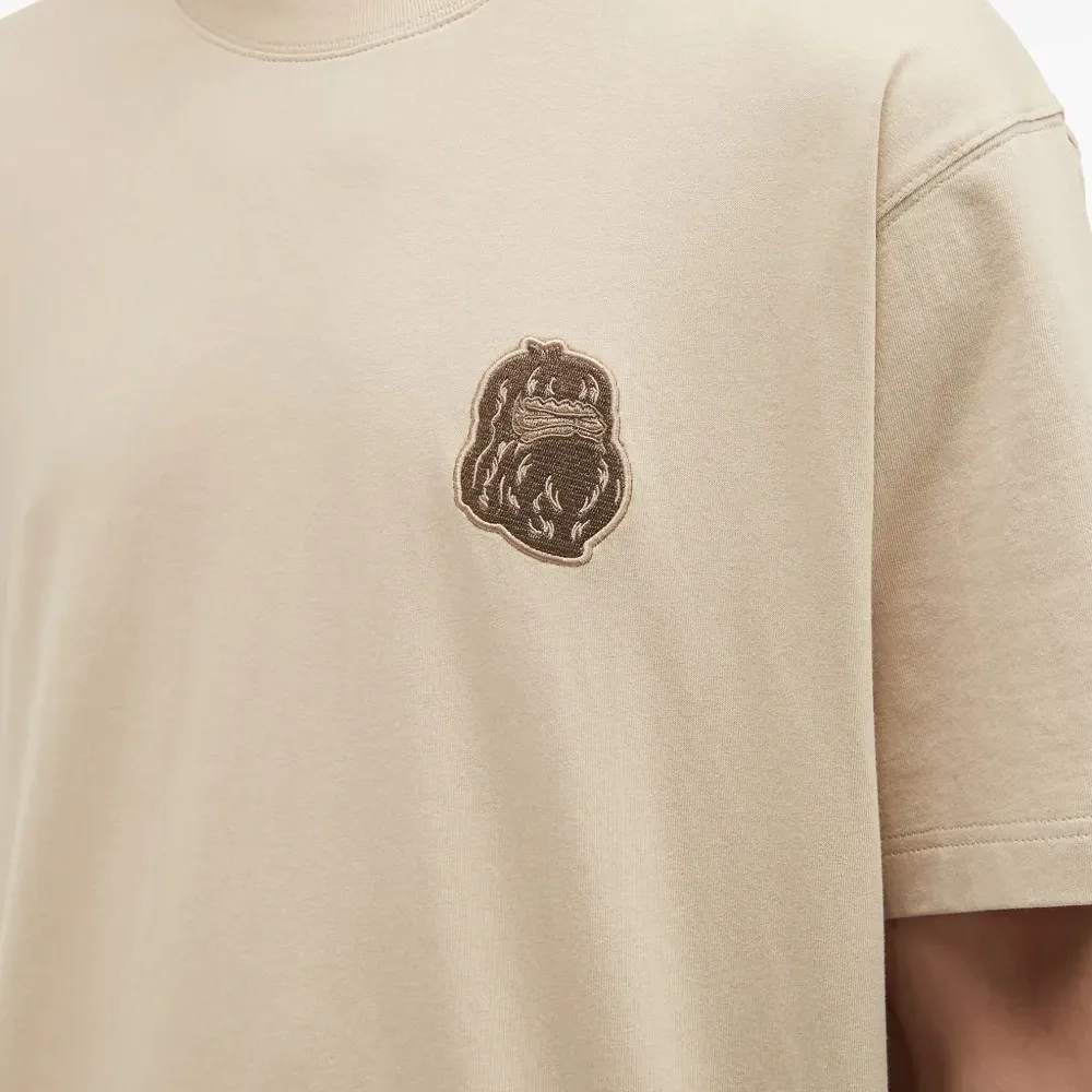 футболка с нашивкой