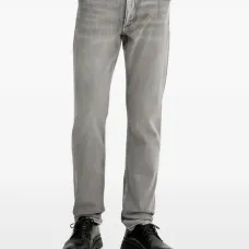 Джинсы с пятью карманами