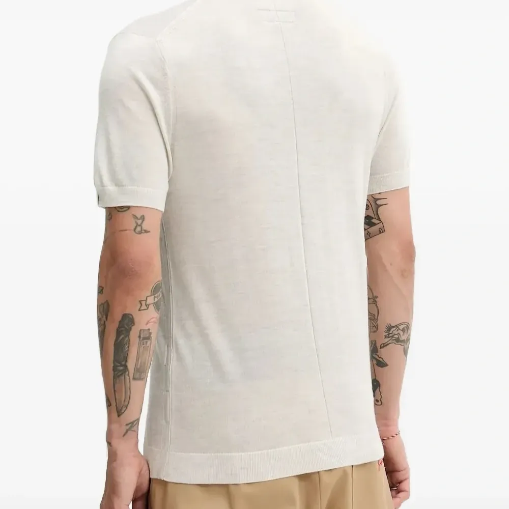 Футболка с круглым вырезом