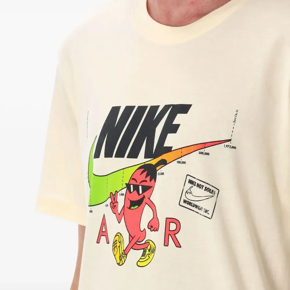 Футболка с логотипом