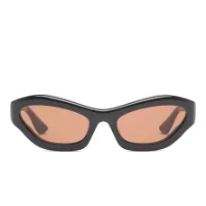 Солнцезащитные очки в оправе 'кошачий глаз' Солнцезащитные очки в оправе 'кошачий глаз'