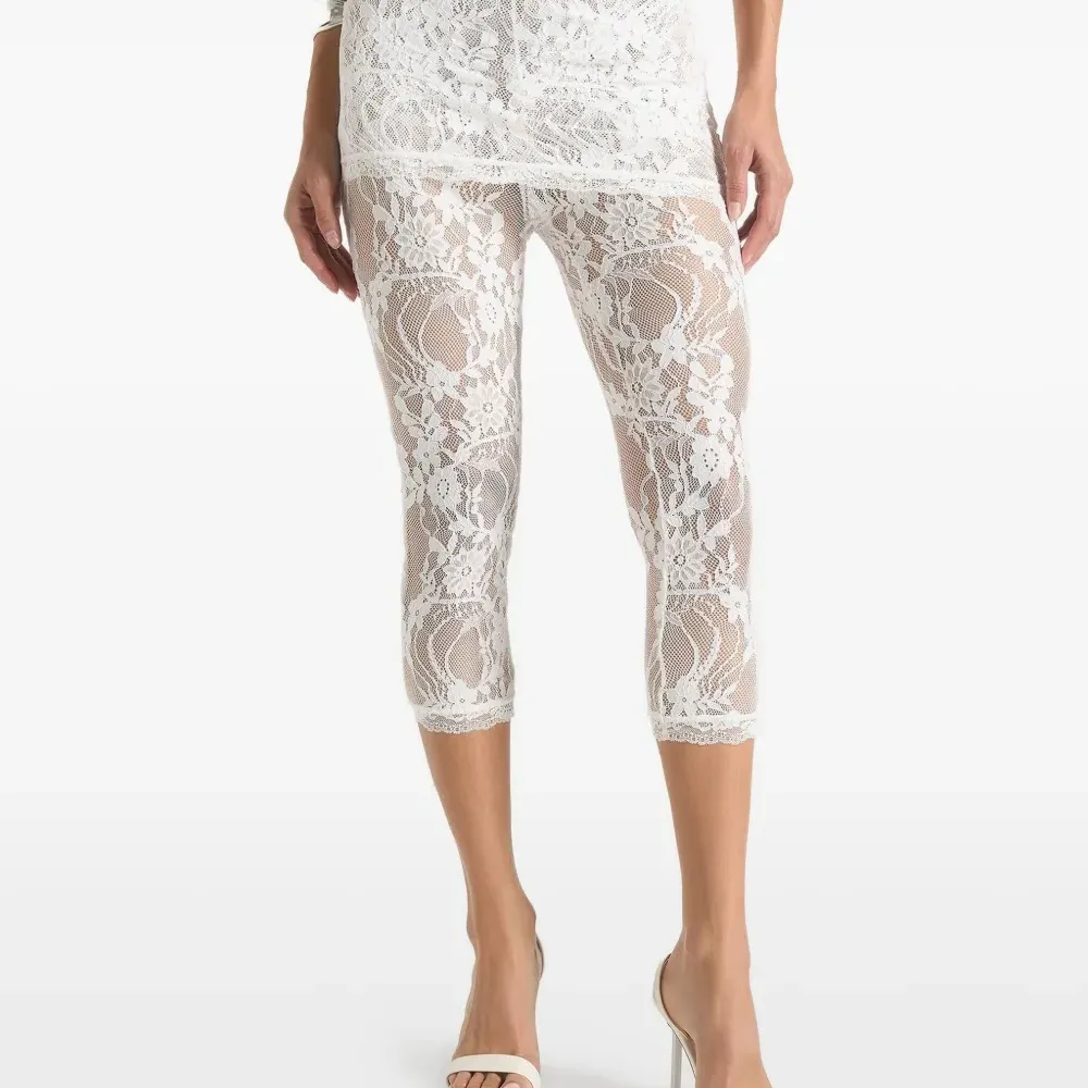 Кружевные брюки капри Aimée асимметричного кроя