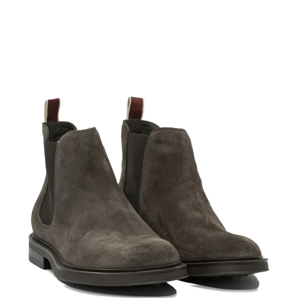 Ботинки челси с эластичными вставками