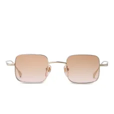 Солнцезащитные очки в квадратной оправе Солнцезащитные очки в квадратной оправе