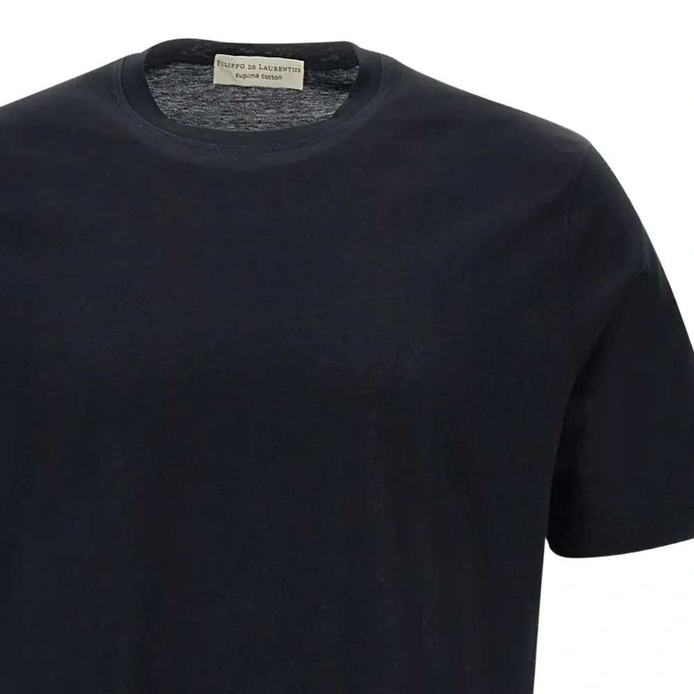 Футболка с круглым вырезом