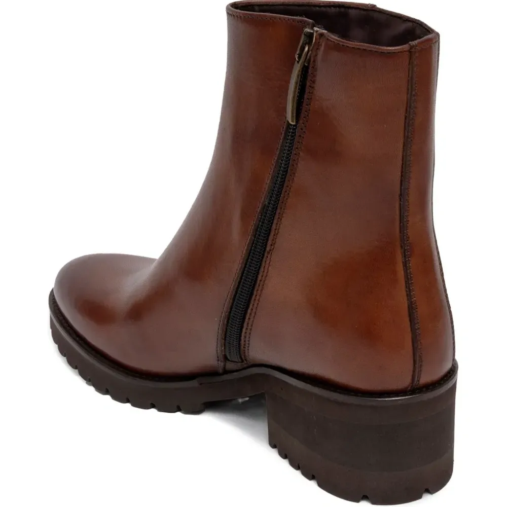 Ботинки на молнии