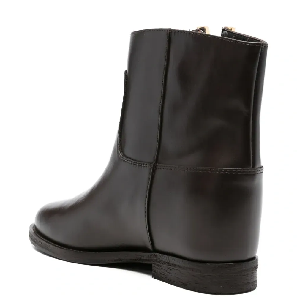 Ботильоны с V-образной деталью