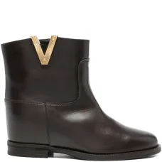 Ботильоны с V-образной деталью