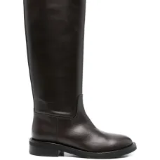 Кожаные сапоги