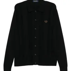 Рубашка с вышитым логотипом