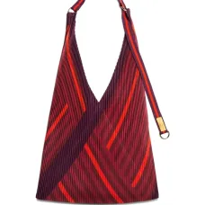 Плиссированная сумка-тоут в полоску