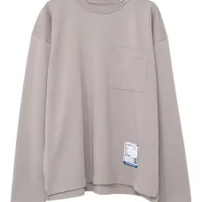 Футболка с длинными рукавами и карманом