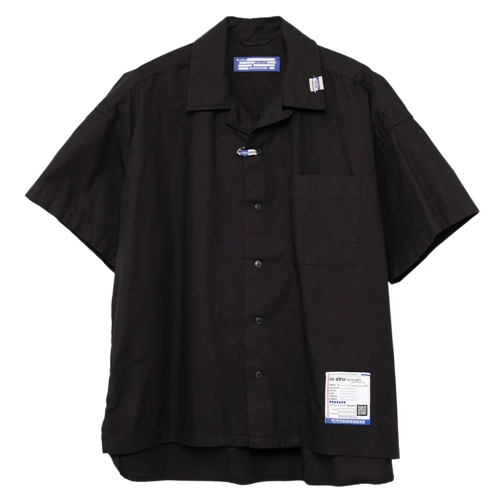 Рубашка с нашивкой-логотипом