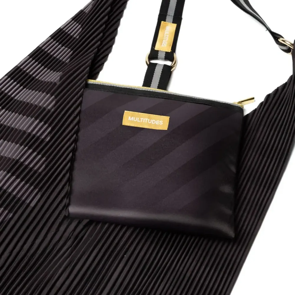 Плиссированная сумка-тоут Claudia в полоску