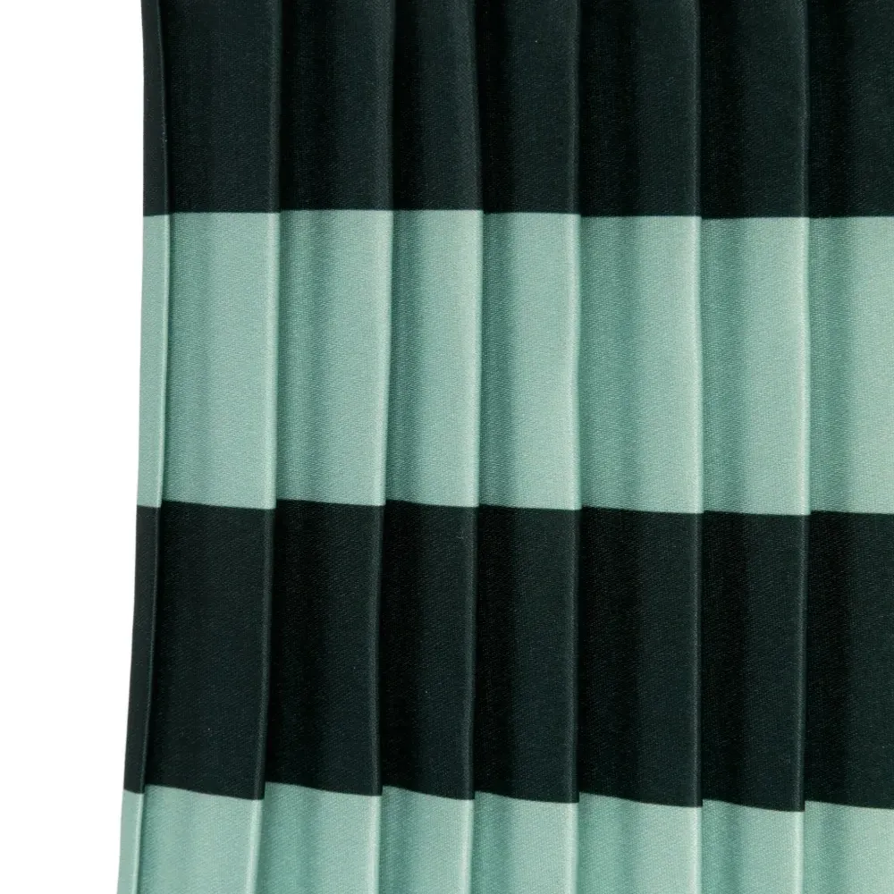 Плиссированная сумка-тоут в полоску