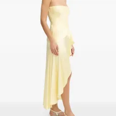 Платье асимметричного кроя с оборками