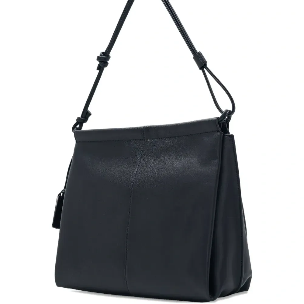 Сумка на плечо с узлом на ручке