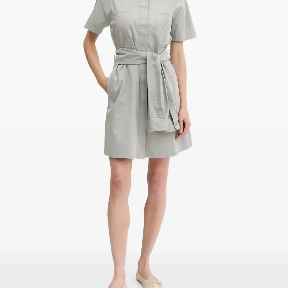 Платье мини с поясом