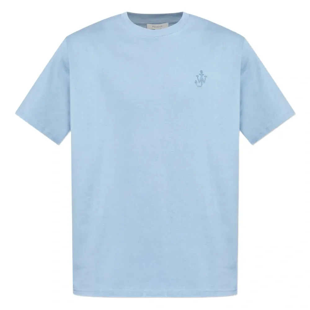 Футболка с вышитым логотипом Футболка с вышитым логотипом