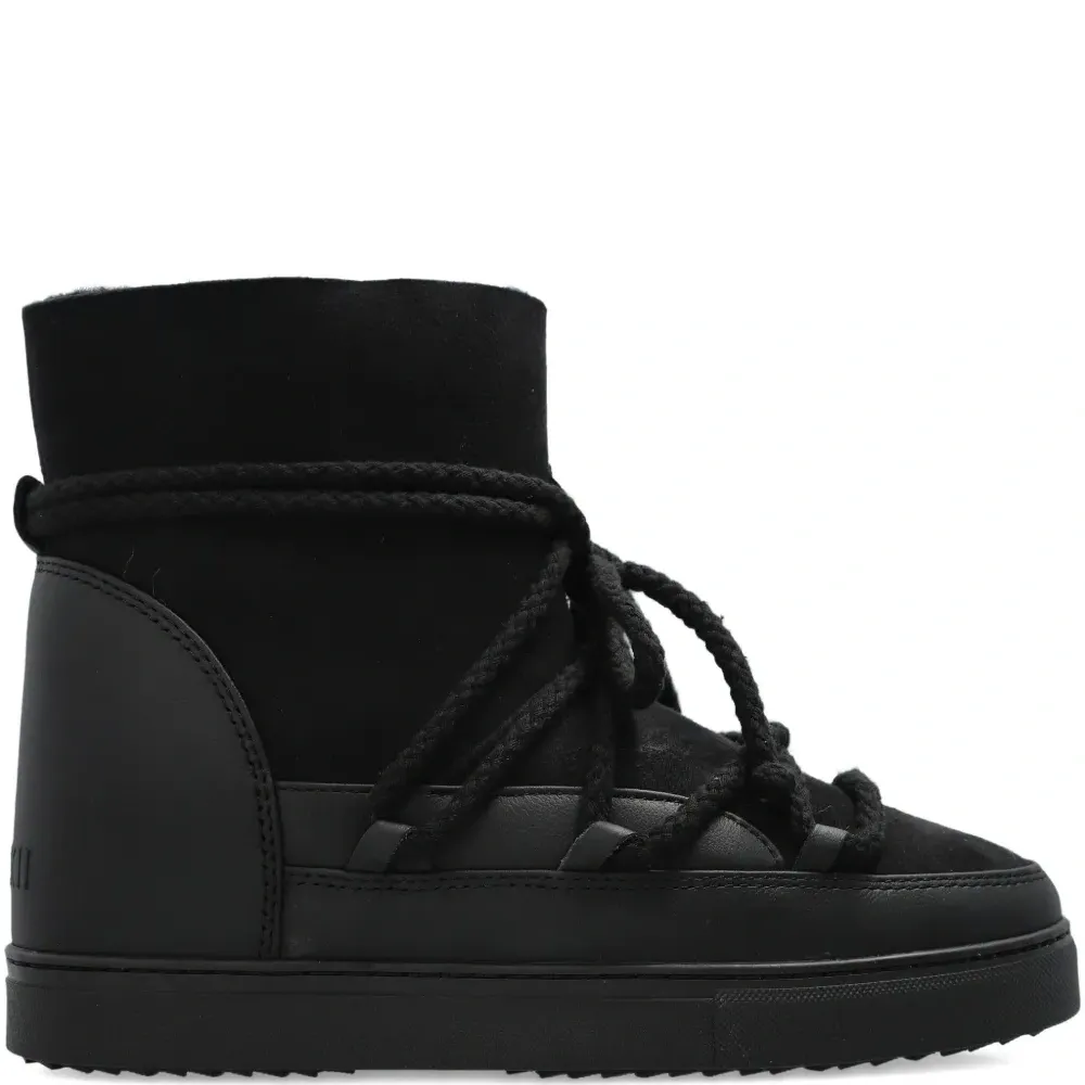 Зимние ботинки со шнурками