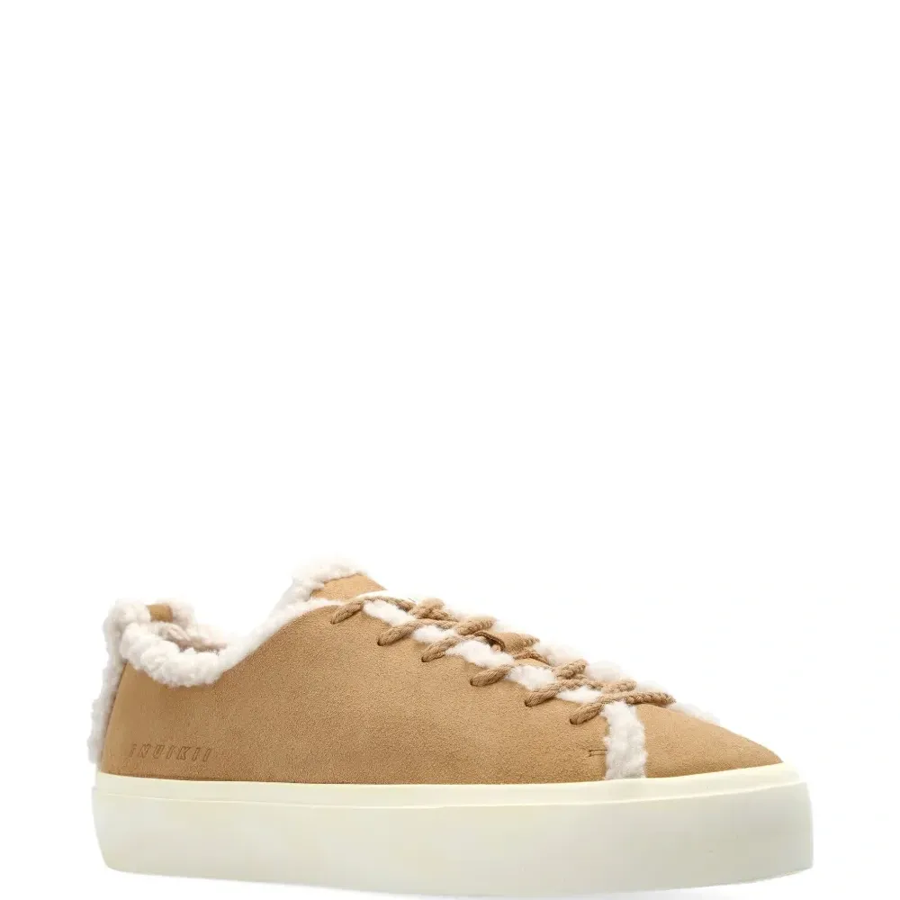 Кеды с отделкой из овчины