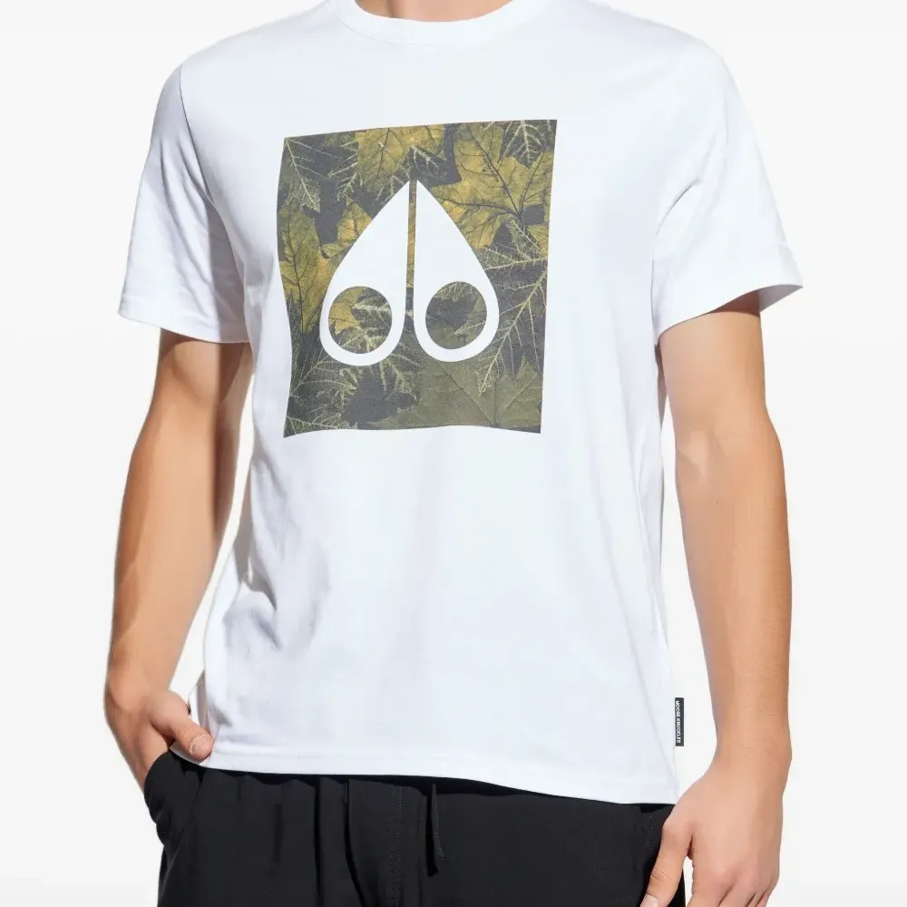 Футболка с логотипом