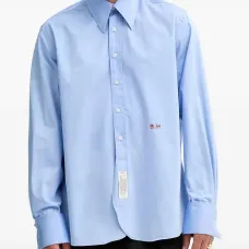 Рубашка с манжетами на пуговицах Рубашка с манжетами на пуговицах