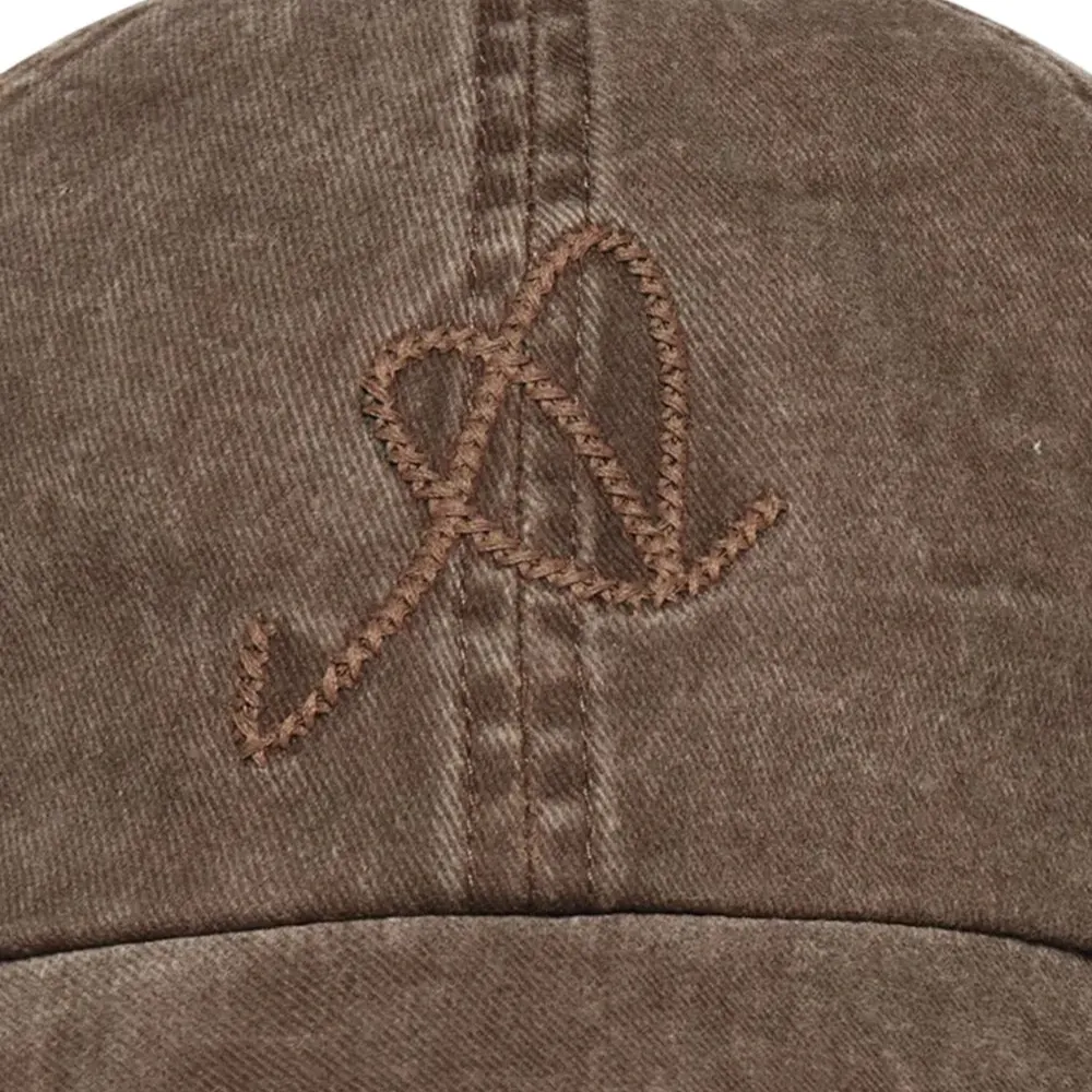 Бейсболка The Scrible A с вышивкой Бейсболка The Scrible A с вышивкой