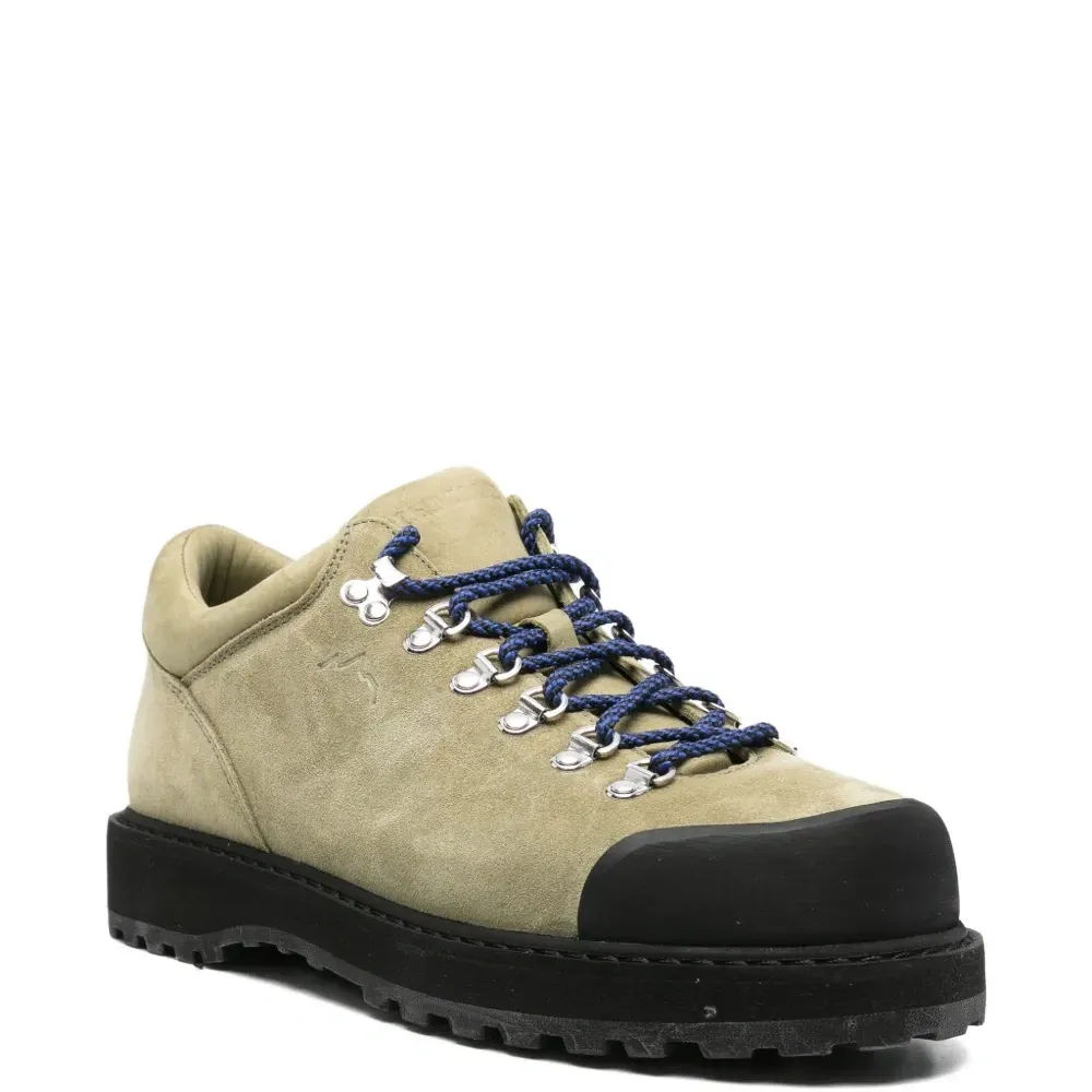 Ботинки на шнуровке Ботинки на шнуровке