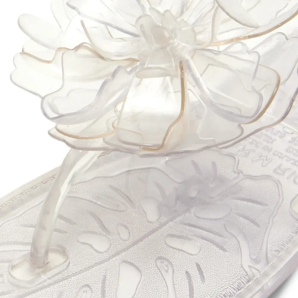 Шлепанцы с цветочной аппликацией