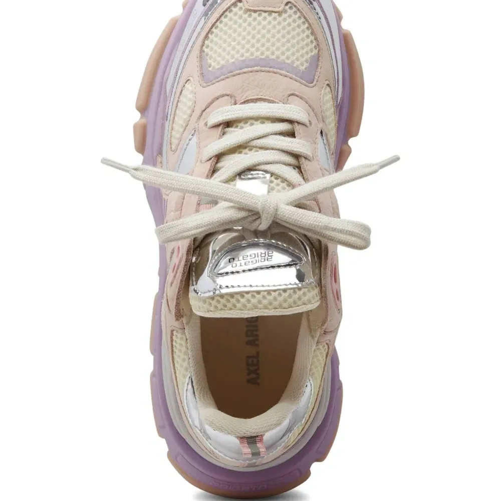 Кроссовки с эффектом металлик