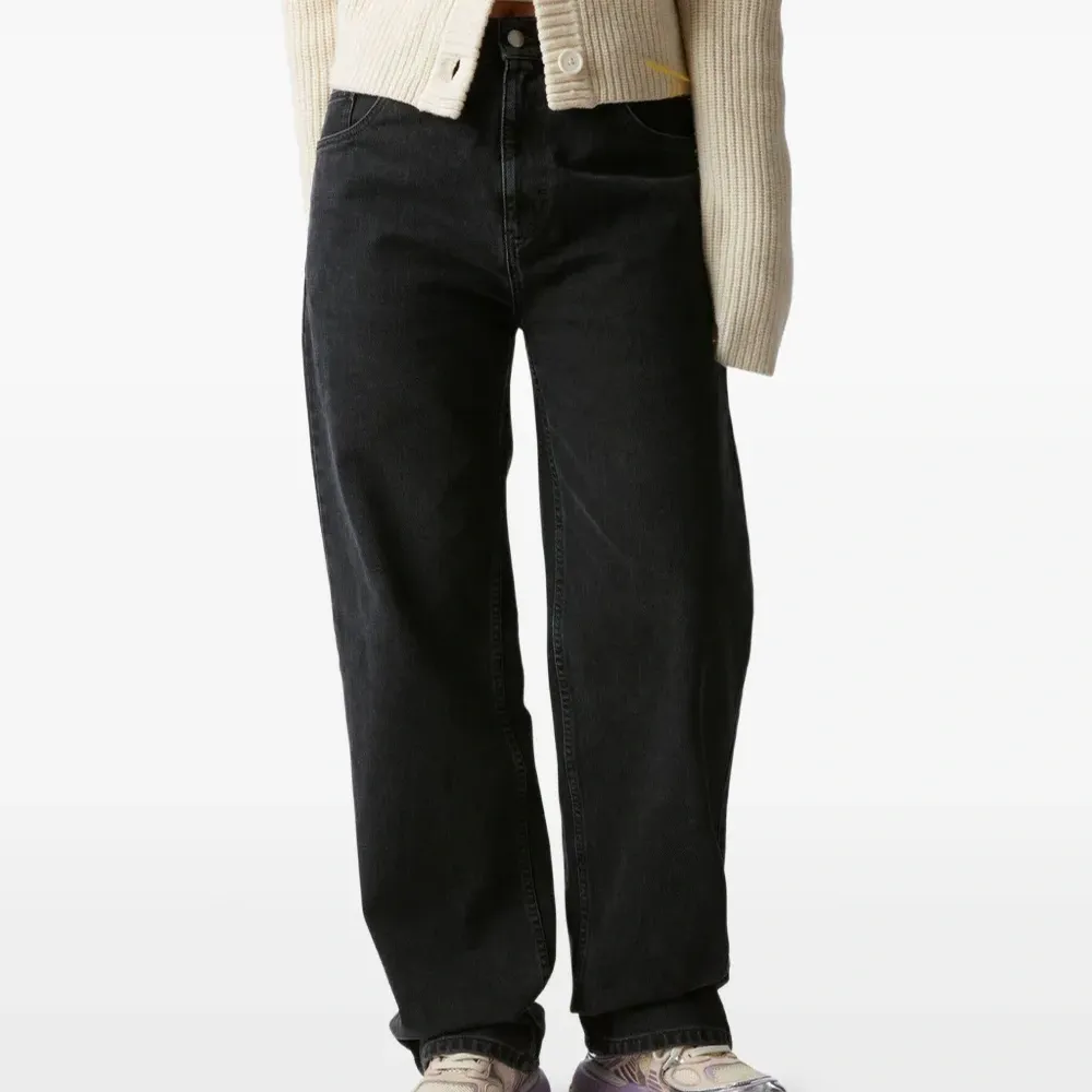 Кроссовки с эффектом металлик