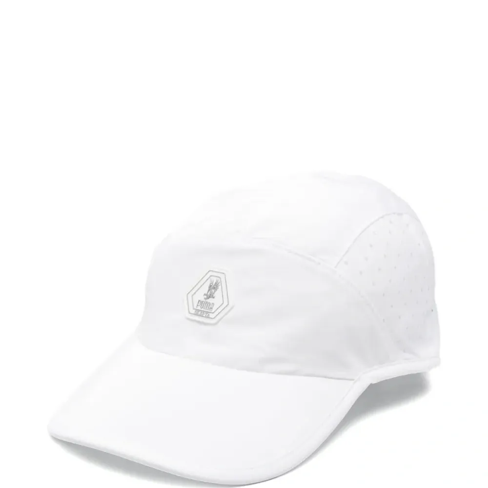 Бейсболка с перфорацией из коллаборации с SKEPTA