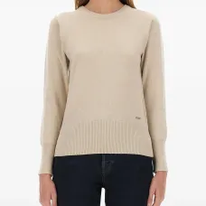 Вязаный свитер в рубчик