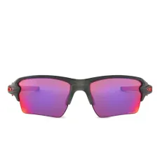 Солнцезащитные очки в геометричной оправе Солнцезащитные очки в геометричной оправе