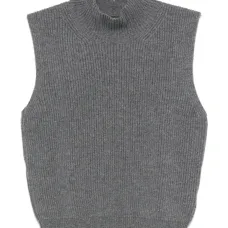 топ в рубчик с высоким воротником