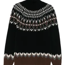 Свитер с высоким воротником и узором