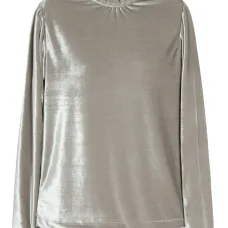 Бархатная блузка с оборками